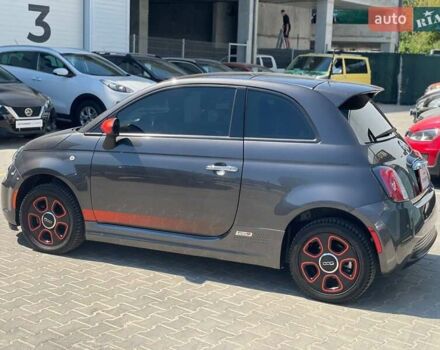 Серый Фиат 500e, объемом двигателя 0 л и пробегом 59 тыс. км за 9850 $, фото 2 на Automoto.ua