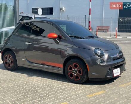 Серый Фиат 500e, объемом двигателя 0 л и пробегом 59 тыс. км за 9850 $, фото 1 на Automoto.ua