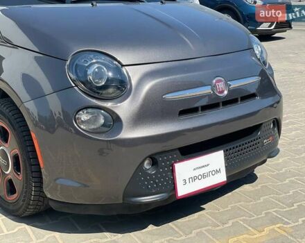 Серый Фиат 500e, объемом двигателя 0 л и пробегом 59 тыс. км за 9850 $, фото 4 на Automoto.ua