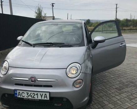 Серый Фиат 500e, объемом двигателя 0 л и пробегом 29 тыс. км за 11500 $, фото 4 на Automoto.ua