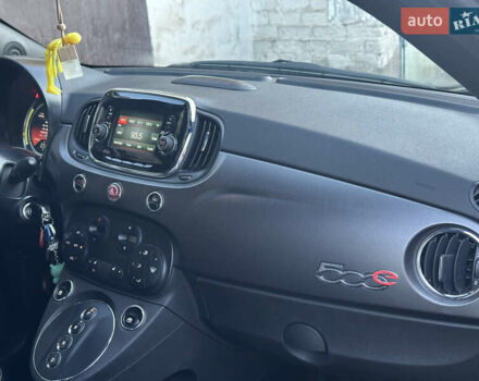 Серый Фиат 500e, объемом двигателя 0 л и пробегом 60 тыс. км за 8500 $, фото 7 на Automoto.ua