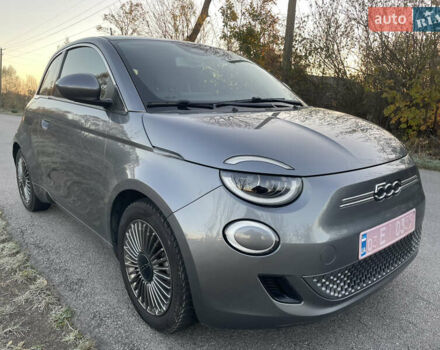 Сірий Фіат 500e, об'ємом двигуна 0 л та пробігом 34 тис. км за 14800 $, фото 9 на Automoto.ua