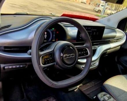 Серый Фиат 500e, объемом двигателя 0 л и пробегом 29 тыс. км за 13950 $, фото 12 на Automoto.ua