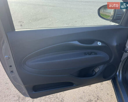 Серый Фиат 500e, объемом двигателя 0 л и пробегом 31 тыс. км за 12700 $, фото 12 на Automoto.ua