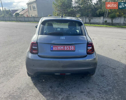 Серый Фиат 500e, объемом двигателя 0 л и пробегом 31 тыс. км за 12700 $, фото 4 на Automoto.ua