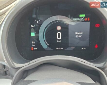 Серый Фиат 500e, объемом двигателя 0 л и пробегом 11 тыс. км за 16500 $, фото 12 на Automoto.ua
