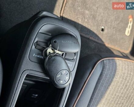 Серый Фиат 500e, объемом двигателя 0 л и пробегом 11 тыс. км за 16500 $, фото 19 на Automoto.ua