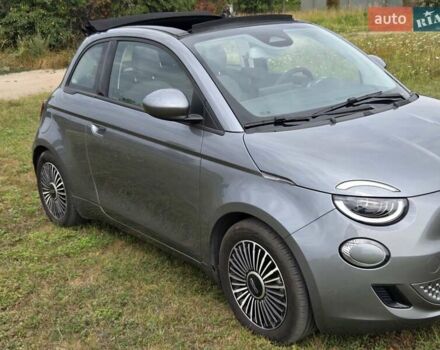 Серый Фиат 500e, объемом двигателя 0 л и пробегом 11 тыс. км за 16500 $, фото 6 на Automoto.ua