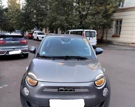 Серый Фиат 500e, объемом двигателя 0 л и пробегом 3 тыс. км за 12500 $, фото 3 на Automoto.ua