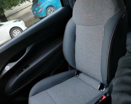 Серый Фиат 500e, объемом двигателя 0 л и пробегом 3 тыс. км за 12500 $, фото 19 на Automoto.ua