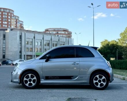 Сірий Фіат 500e, об'ємом двигуна 0 л та пробігом 118 тис. км за 7700 $, фото 1 на Automoto.ua