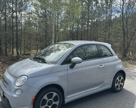 Серый Фиат 500e, объемом двигателя 0 л и пробегом 98 тыс. км за 9400 $, фото 1 на Automoto.ua