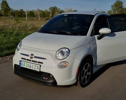 Серый Фиат 500e, объемом двигателя 0 л и пробегом 93 тыс. км за 8500 $, фото 1 на Automoto.ua