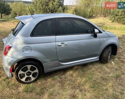 Синій Фіат 500e, об'ємом двигуна 0 л та пробігом 97 тис. км за 6300 $, фото 3 на Automoto.ua