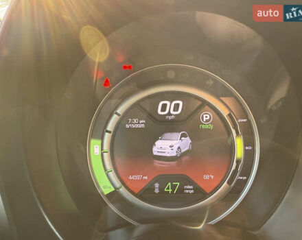 Синий Фиат 500e, объемом двигателя 0 л и пробегом 72 тыс. км за 8500 $, фото 11 на Automoto.ua