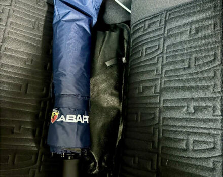 Синий Фиат 500e, объемом двигателя 0 л и пробегом 1 тыс. км за 19999 $, фото 33 на Automoto.ua