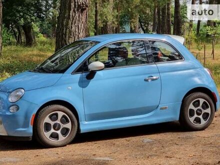 Фіат 500e 2015 у Чернігові на Automoto.ua Синій Фіат 500e, об'ємом двигуна 0 л та пробігом 65 тис. км за 10300 $, фото 1 на Automoto.ua