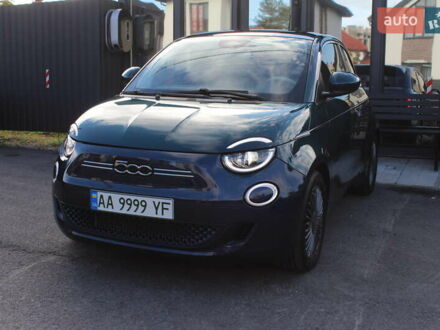 Синий Фиат 500e, объемом двигателя 0 л и пробегом 28 тыс. км за 14800 $, фото 1 на Automoto.ua