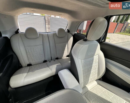 Зеленый Фиат 500e, объемом двигателя 0 л и пробегом 29 тыс. км за 15400 $, фото 16 на Automoto.ua