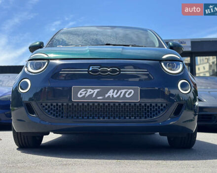 Зеленый Фиат 500e, объемом двигателя 0 л и пробегом 29 тыс. км за 15400 $, фото 3 на Automoto.ua