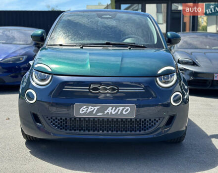 Зеленый Фиат 500e, объемом двигателя 0 л и пробегом 29 тыс. км за 15400 $, фото 2 на Automoto.ua