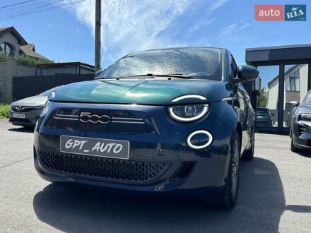 Фиат 500e 2020 в Киеве на Automoto.ua Зеленый Фиат 500e, объемом двигателя 0 л и пробегом 29 тыс. км за 15400 $, фото 1 на Automoto.ua