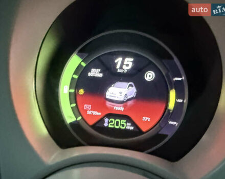 Оранжевый Фиат 500e, объемом двигателя 0 л и пробегом 61 тыс. км за 5200 $, фото 15 на Automoto.ua