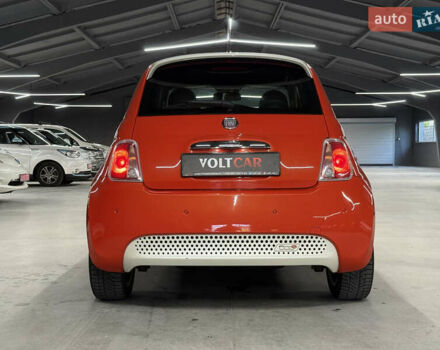 Оранжевый Фиат 500e, объемом двигателя 0 л и пробегом 79 тыс. км за 6800 $, фото 28 на Automoto.ua