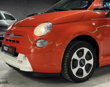 Оранжевый Фиат 500e, объемом двигателя 0 л и пробегом 79 тыс. км за 6800 $, фото 23 на Automoto.ua