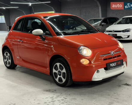 Оранжевый Фиат 500e, объемом двигателя 0 л и пробегом 79 тыс. км за 6800 $, фото 20 на Automoto.ua