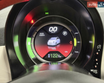 Оранжевый Фиат 500e, объемом двигателя 0 л и пробегом 79 тыс. км за 6800 $, фото 54 на Automoto.ua