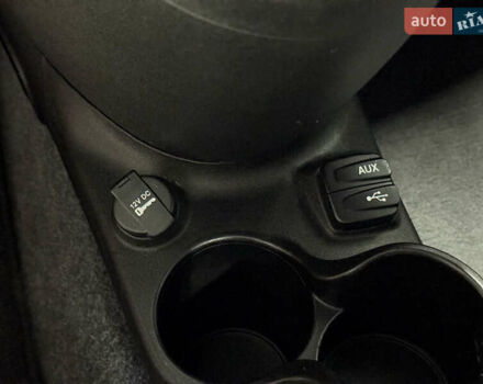 Оранжевый Фиат 500e, объемом двигателя 0 л и пробегом 79 тыс. км за 6800 $, фото 57 на Automoto.ua