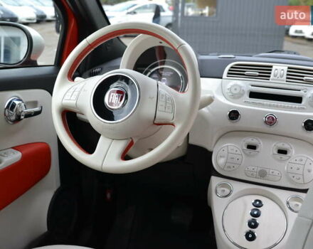 Оранжевый Фиат 500e, объемом двигателя 0 л и пробегом 57 тыс. км за 6999 $, фото 20 на Automoto.ua