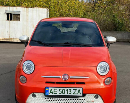 Оранжевый Фиат 500e, объемом двигателя 0 л и пробегом 55 тыс. км за 7700 $, фото 5 на Automoto.ua