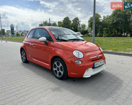 Оранжевый Фиат 500e, объемом двигателя 0 л и пробегом 36 тыс. км за 7800 $, фото 2 на Automoto.ua