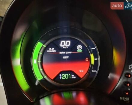 Оранжевый Фиат 500e, объемом двигателя 0 л и пробегом 75 тыс. км за 7000 $, фото 6 на Automoto.ua