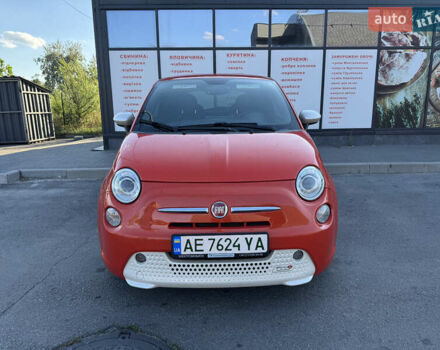 Оранжевый Фиат 500e, объемом двигателя 0 л и пробегом 101 тыс. км за 7300 $, фото 6 на Automoto.ua