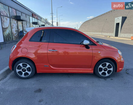 Оранжевый Фиат 500e, объемом двигателя 0 л и пробегом 101 тыс. км за 7300 $, фото 4 на Automoto.ua