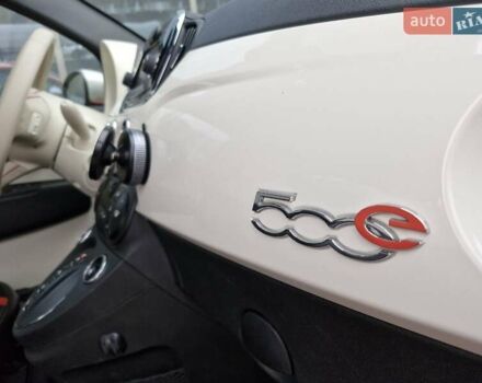 Оранжевый Фиат 500e, объемом двигателя 0 л и пробегом 130 тыс. км за 7900 $, фото 15 на Automoto.ua