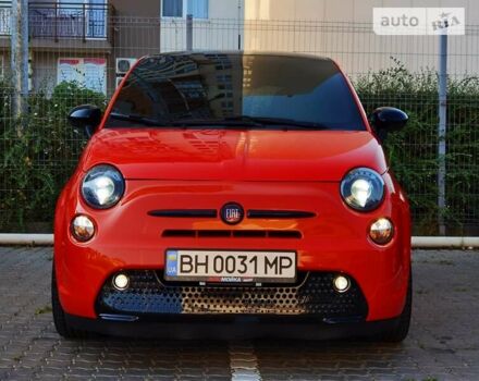 Оранжевый Фиат 500e, объемом двигателя 0 л и пробегом 72 тыс. км за 10000 $, фото 7 на Automoto.ua