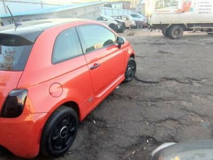 Фиат 500e 2015 в Одессе на Automoto.ua Оранжевый Фиат 500e, объемом двигателя 0 л и пробегом 67 тыс. км за 6650 $, фото 1 на Automoto.ua