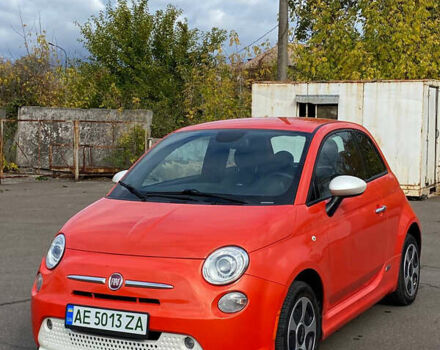 Фиат 500e 2015 в Кривом Роге на Automoto.ua Оранжевый Фиат 500e, объемом двигателя 0 л и пробегом 55 тыс. км за 7700 $, фото 1 на Automoto.ua