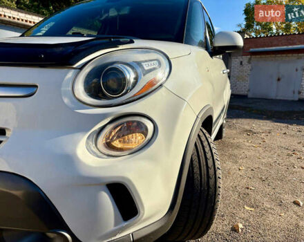 Белый Фиат 500L, объемом двигателя 1.37 л и пробегом 176 тыс. км за 8150 $, фото 6 на Automoto.ua