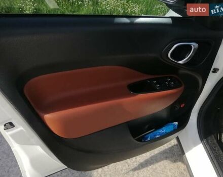 Білий Фіат 500L, об'ємом двигуна 1.37 л та пробігом 120 тис. км за 6999 $, фото 33 на Automoto.ua