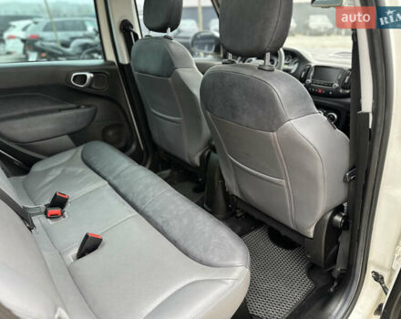 Белый Фиат 500L, объемом двигателя 1.4 л и пробегом 110 тыс. км за 7900 $, фото 14 на Automoto.ua