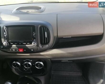 Білий Фіат 500L, об'ємом двигуна 1.37 л та пробігом 120 тис. км за 6999 $, фото 21 на Automoto.ua