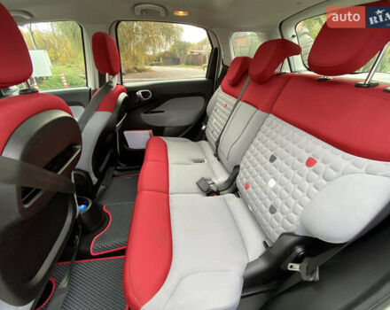 Белый Фиат 500L, объемом двигателя 1.25 л и пробегом 190 тыс. км за 9700 $, фото 13 на Automoto.ua