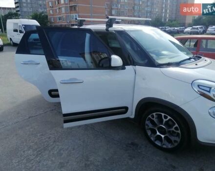 Білий Фіат 500L, об'ємом двигуна 1.37 л та пробігом 120 тис. км за 6999 $, фото 14 на Automoto.ua