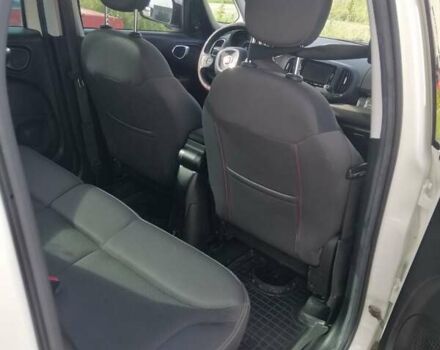 Білий Фіат 500L, об'ємом двигуна 1.37 л та пробігом 120 тис. км за 6999 $, фото 30 на Automoto.ua