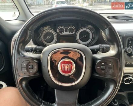 Белый Фиат 500L, объемом двигателя 1.3 л и пробегом 109 тыс. км за 8200 $, фото 9 на Automoto.ua